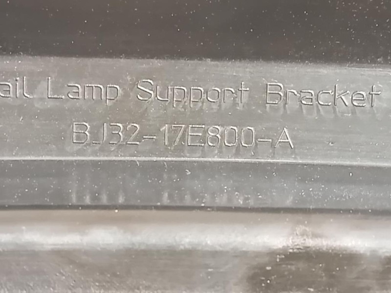 Supporto Fanale POST DX BJ3217E800A Land Rover Range Rover Evoque I 2011