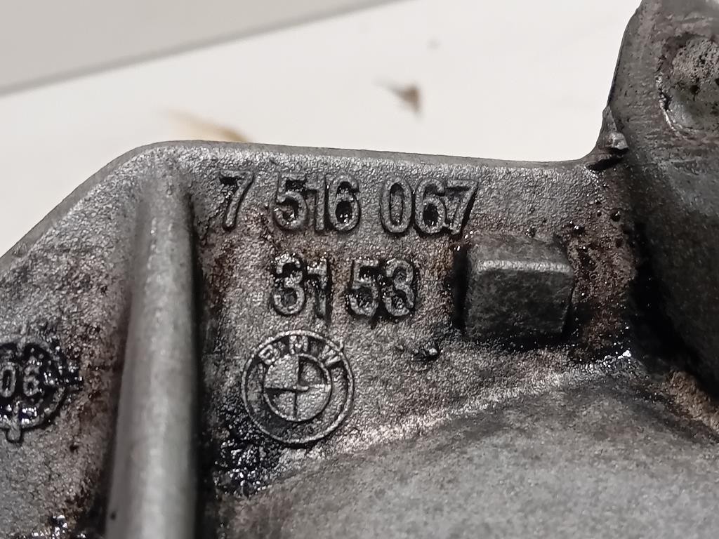 Supporto Motore 75160673153 Bmw X3 E83 2004