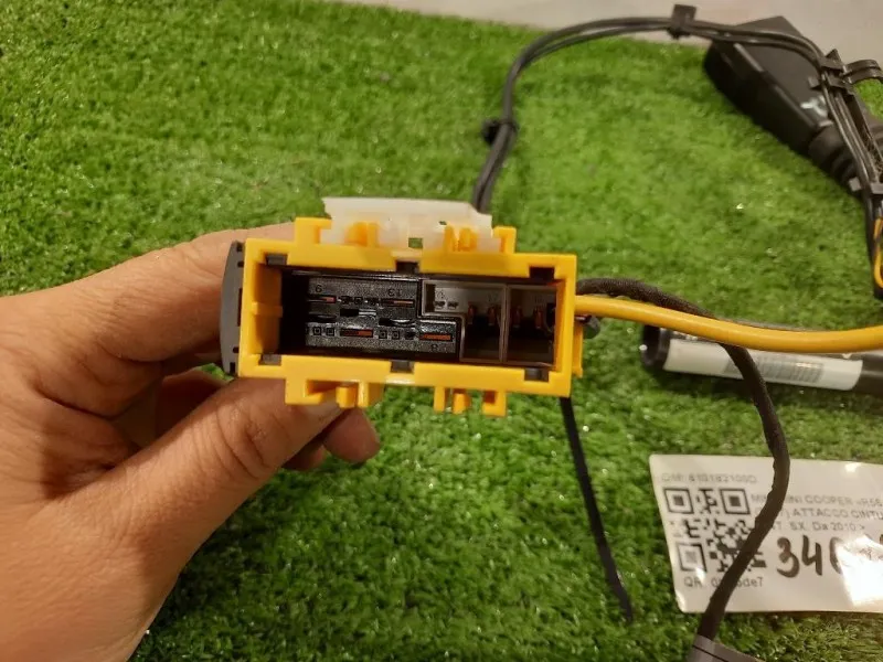 Attacco Cintura ANT SX 610183700F 610182100D Mini MINI Cooper R56 2007