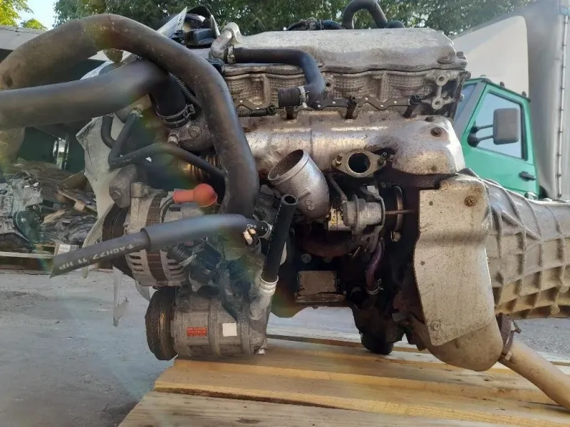 Motore Semicompleto YD25 133 CV 98 KW Nissan Navara 2005