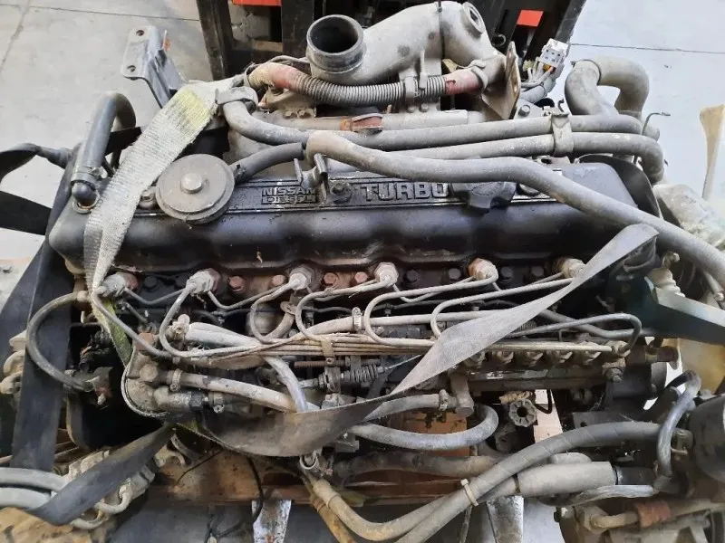 Motore Semicompleto SD33T Nissan Patrol 1983-1988