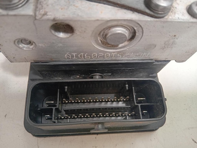 Pompa ABS ANT 52003820 Fiat 500L 2013