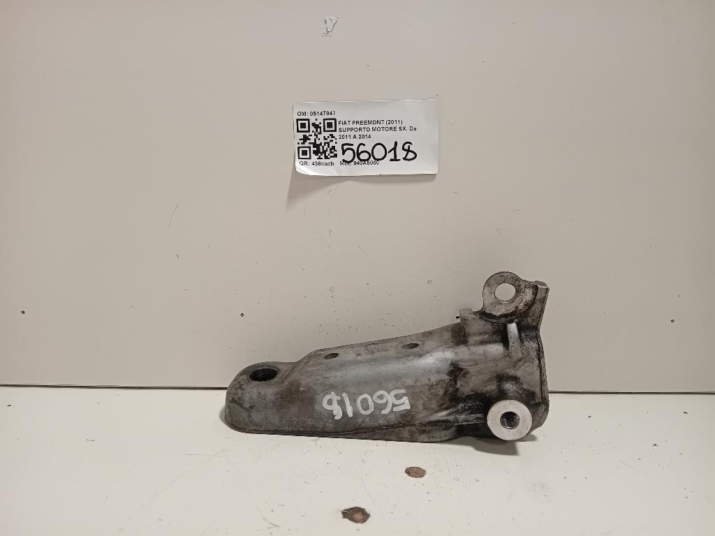 Supporto Motore SX 05147847 Fiat Freemont 2011