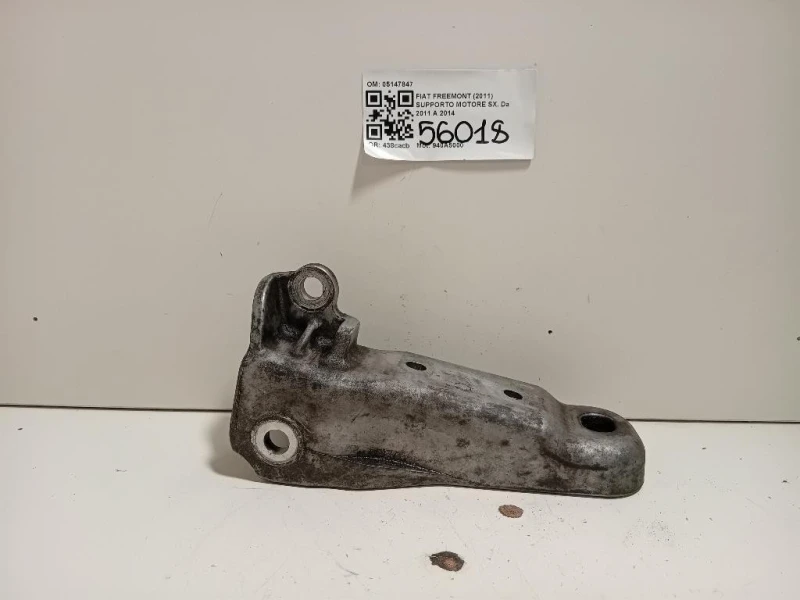Supporto Motore SX 05147847 Fiat Freemont 2011