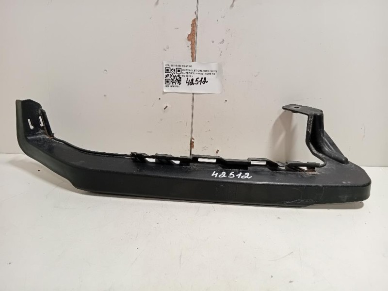 Supporto Proiettore DX 95018459 DESTRO Chevrolet Orlando 2011