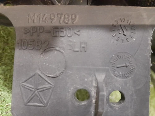 Supporto Proiettore Interno SX M149789 Jeep Cherokee IV 2008