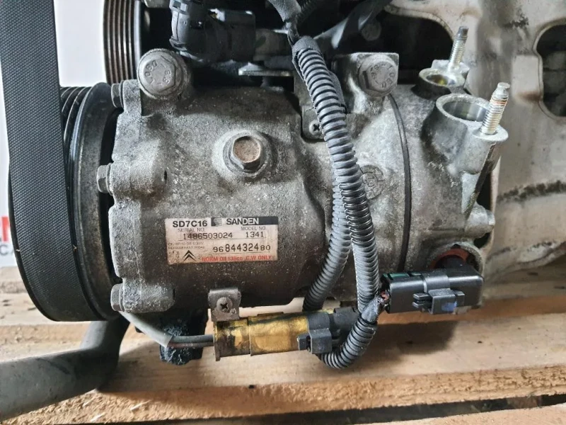 Motore Semicompleto DV6TED4 9HZ 109 CV 80 KW Peugeot 3008 I 2009