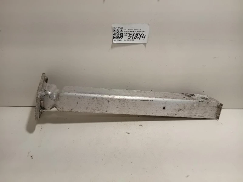 Supporto Radiatore Acqua ANT DX 51811229 Alfa Romeo Giulietta 2010