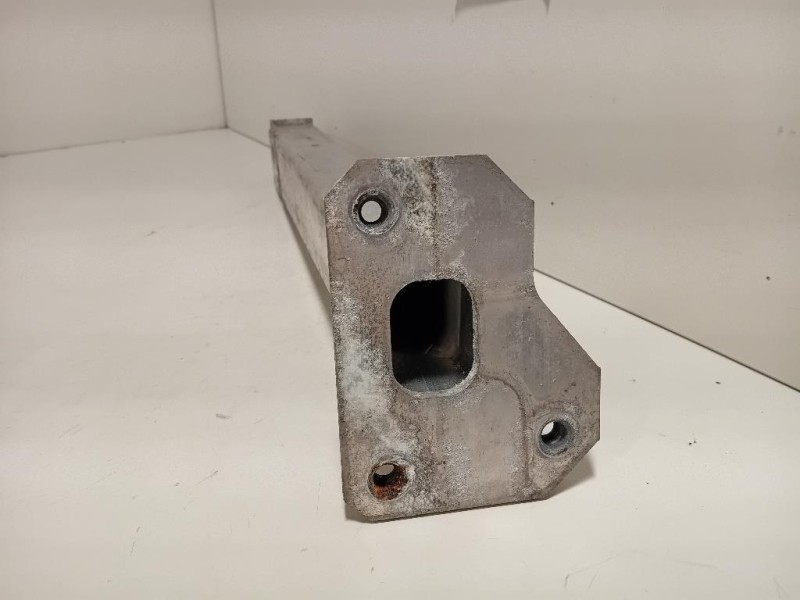 Supporto Radiatore Acqua ANT DX 51811229 Alfa Romeo Giulietta 2010