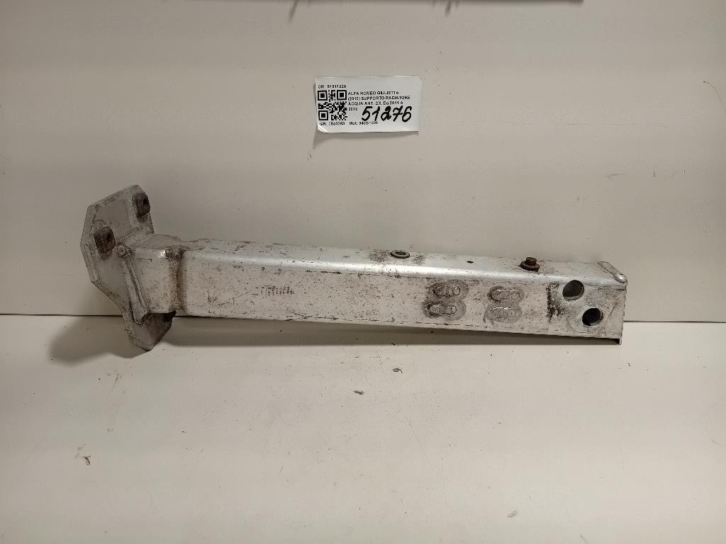 Supporto Radiatore Acqua ANT DX 51811229 Alfa Romeo Giulietta 2010
