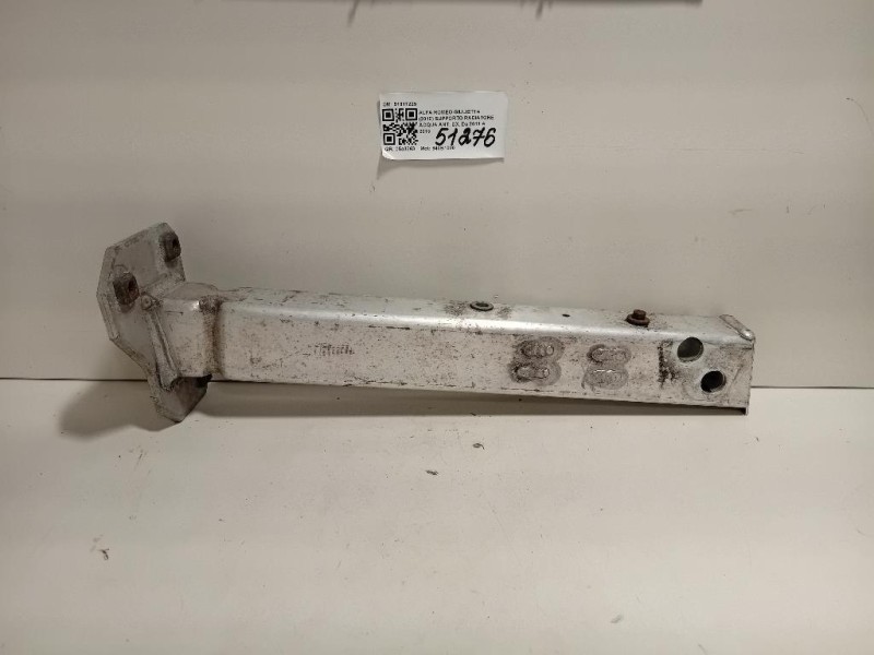 Supporto Radiatore Acqua ANT DX 51811229 Alfa Romeo Giulietta 2010