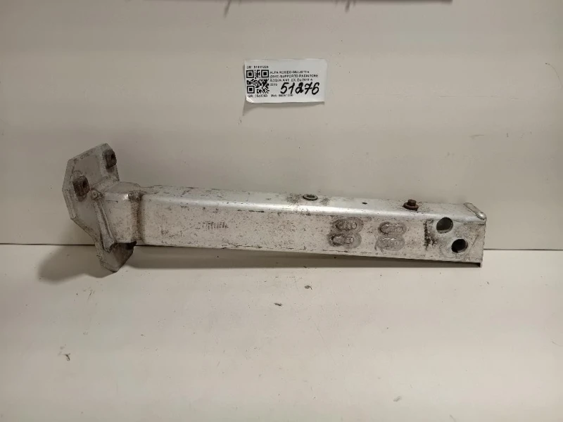 Supporto Radiatore Acqua ANT DX 51811229 Alfa Romeo Giulietta 2010