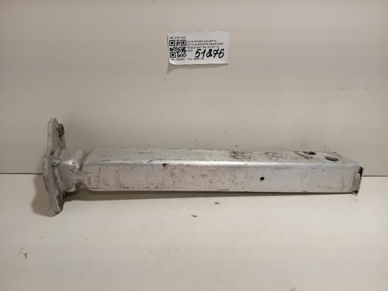 Supporto Radiatore Acqua ANT DX 51811229 Alfa Romeo Giulietta 2010