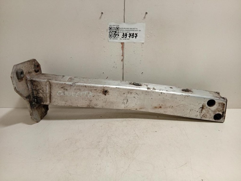 Supporto Radiatore Acqua ANT DX 51811229 Alfa Romeo Giulietta 2010