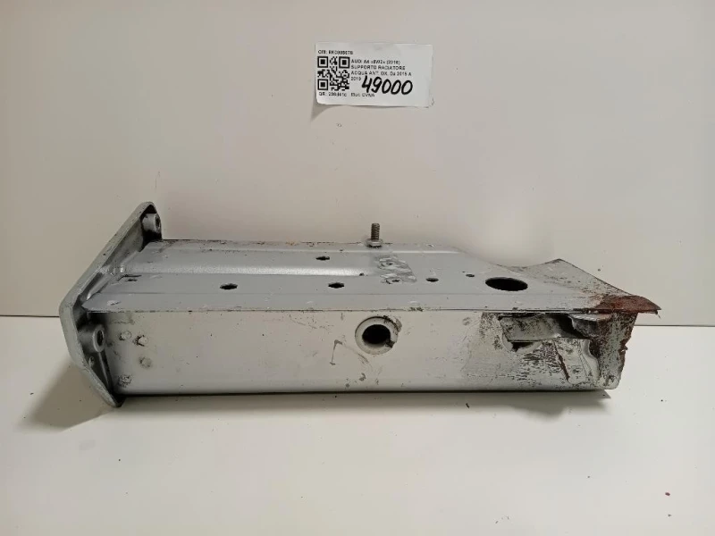 Supporto Radiatore Acqua ANT DX 8K0805678 Audi A4 8W2 2015