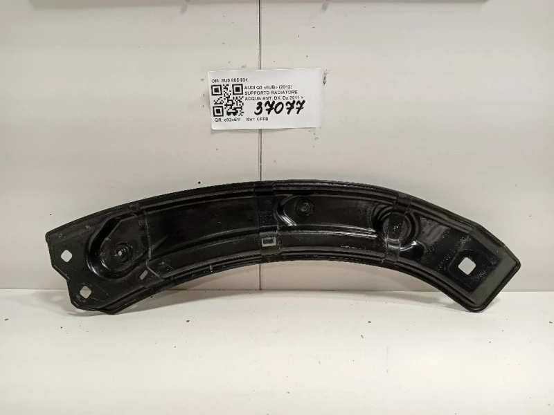 Supporto Radiatore Acqua ANT DX 8U0 805 931 Audi Q3 8UB 2012