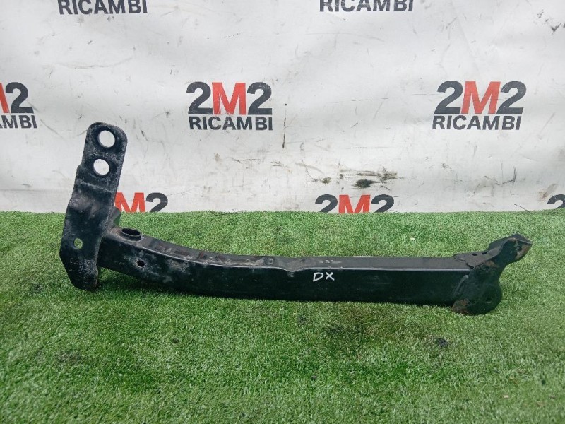 Supporto Radiatore Acqua ANT DX 9825586980 Citroen DS3 Crossback 2018