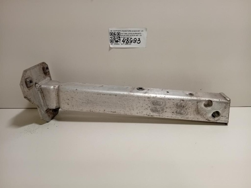 Supporto Radiatore Acqua ANT DX B93514 Fiat 500L 2013