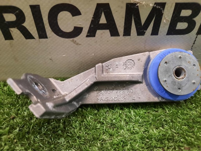 Supporto Radiatore Acqua ANT DX 9803778880 Peugeot 308 II 2017