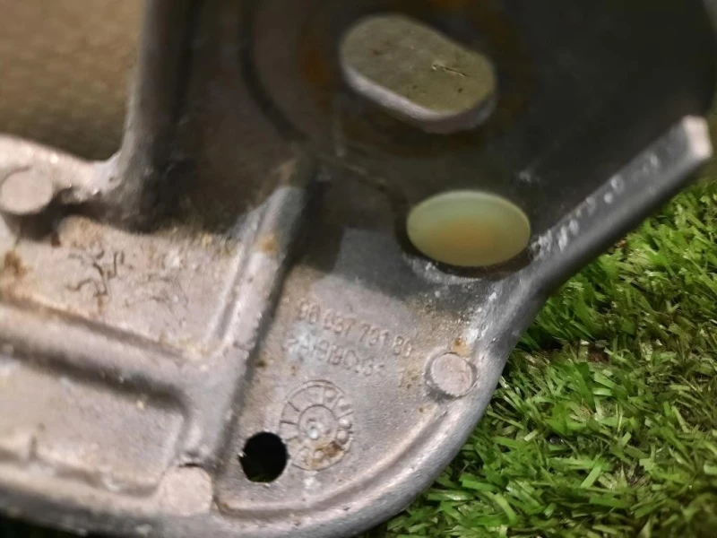 Supporto Radiatore Acqua ANT DX 9603779180 Peugeot 308 II 2017