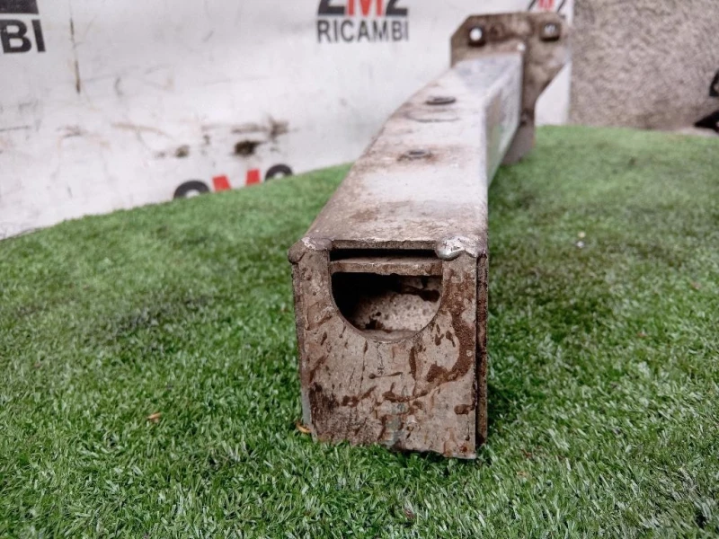 Supporto Radiatore Acqua ANT SX Alfa Romeo Giulietta 2010