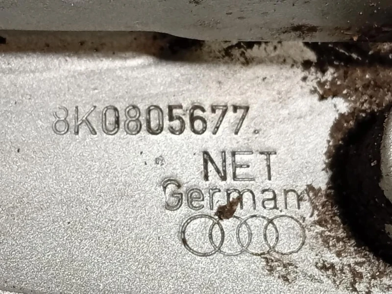 Supporto Radiatore Acqua ANT SX 8K0805677 Audi A4 8W2 2015