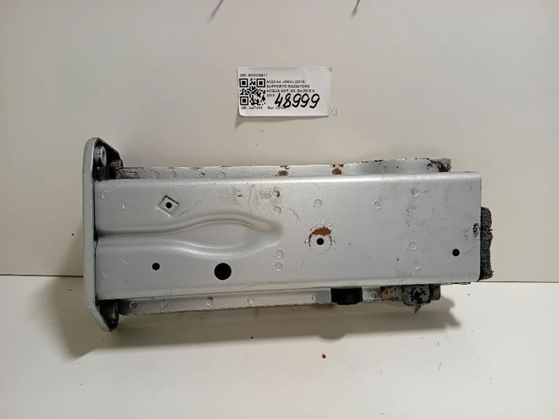 Supporto Radiatore Acqua ANT SX 8K0805677 Audi A4 8W2 2015