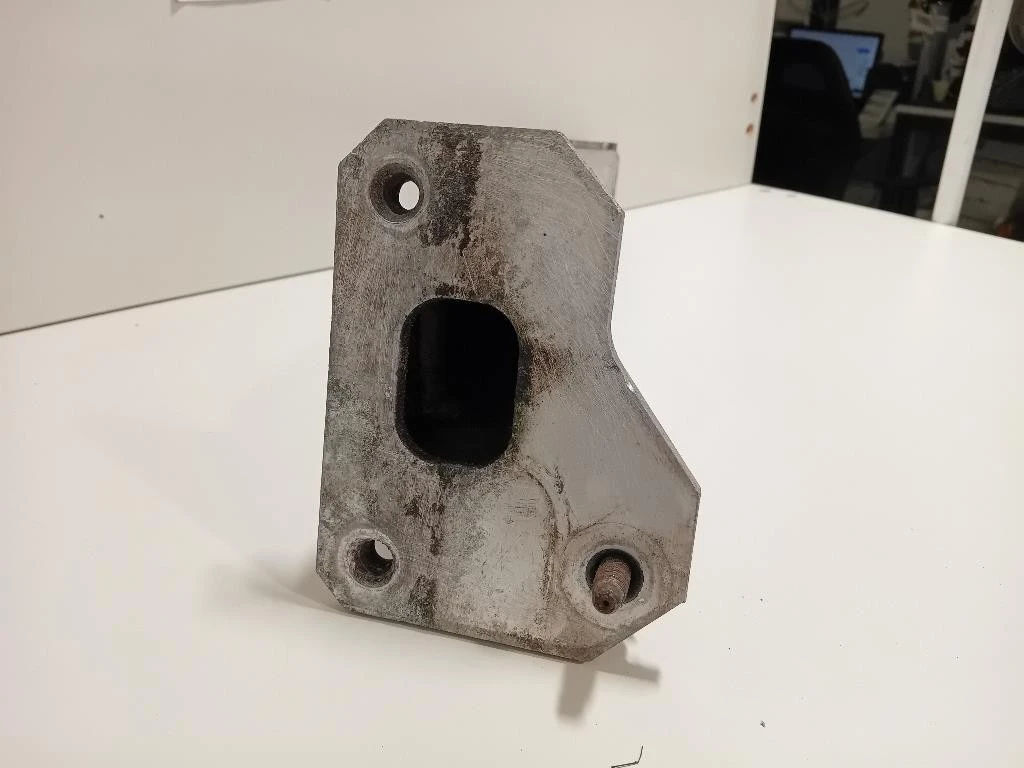 Supporto Radiatore Acqua ANT SX B93514 Fiat 500L 2013