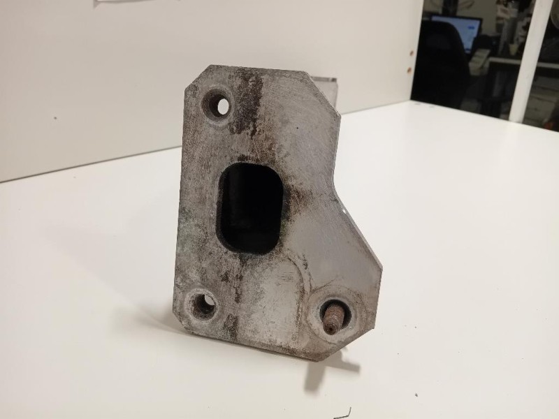 Supporto Radiatore Acqua ANT SX B93514 Fiat 500L 2013