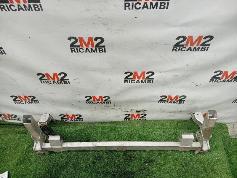 Supporto Radiatore Acqua INF ANT SUPPORTO RADIATORE ACQUA INF ANT Mercedes Classe B W246 2012