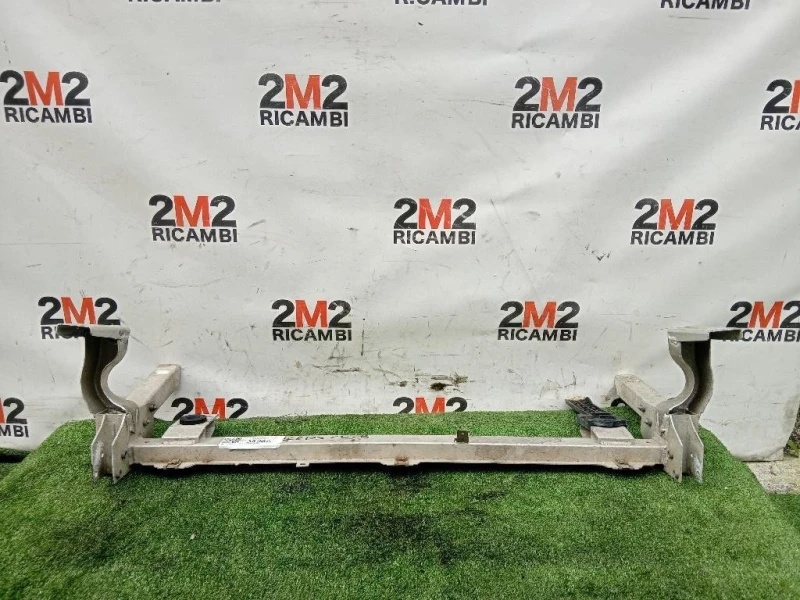 Supporto Radiatore Acqua INF ANT SUPPORTO RADIATORE ACQUA INF ANT Mercedes Classe B W246 2012