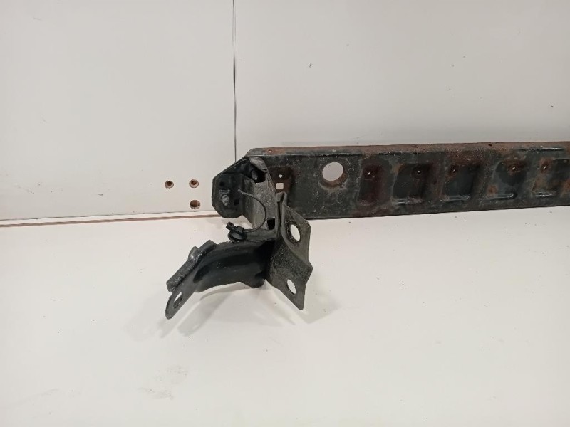 Supporto Radiatore Acqua INF ANT SUPPORTO RADIATORE ACQUA INF ANT Volvo V60 I 2010