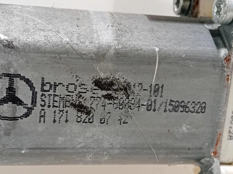 Motorino Alzacristallo Parafango POST SX A1718200742 VETRO FISSO Mercedes Classe SLK R171 2008