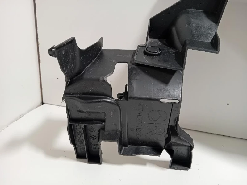 Supporto Radiatore Acqua SUP ANT 53289-OD110 Toyota Yaris IV 2014