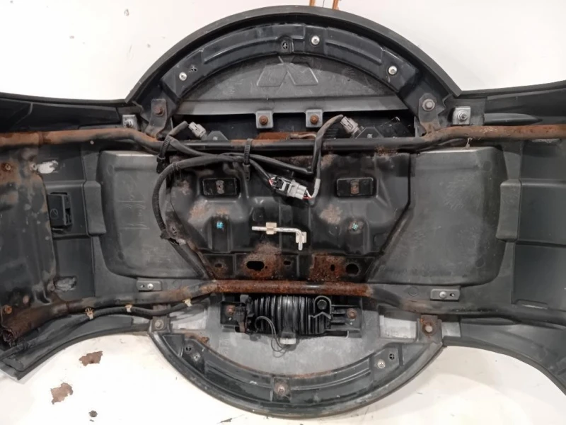 Supporto Ruota DI Scorta POST SUPPORTO RUOTA DI SCORTA POST Mitsubishi Pajero IV 2007