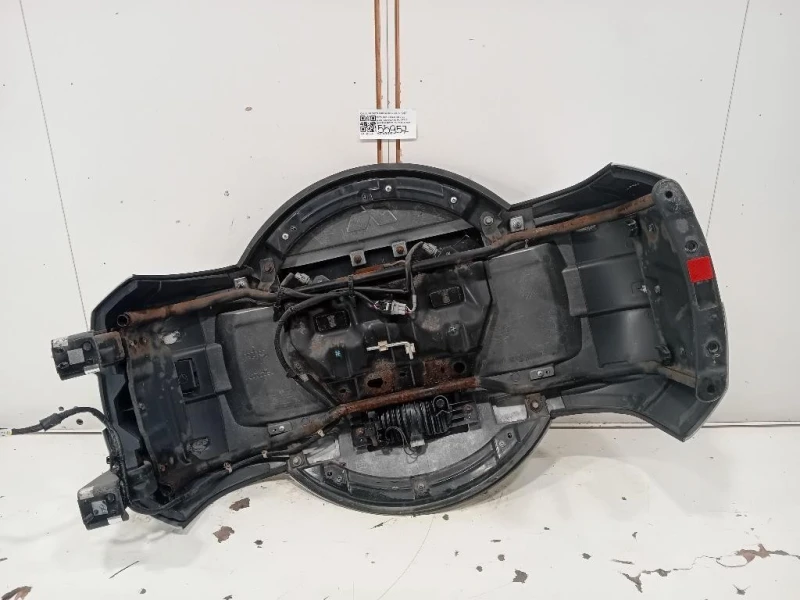 Supporto Ruota DI Scorta POST SUPPORTO RUOTA DI SCORTA POST Mitsubishi Pajero IV 2007