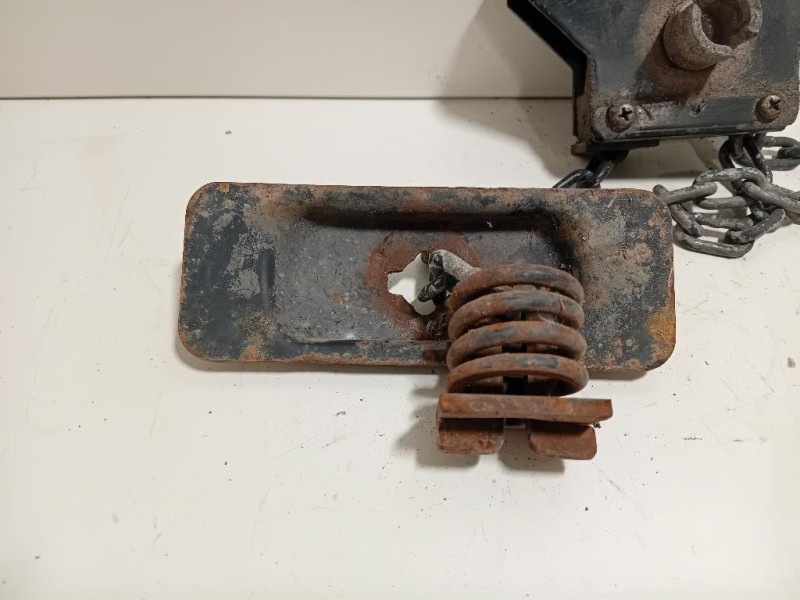 Supporto Ruota DI Scorta POST SUPPORTO RUOTA DI SCORTA POST Nissan Navara 2005