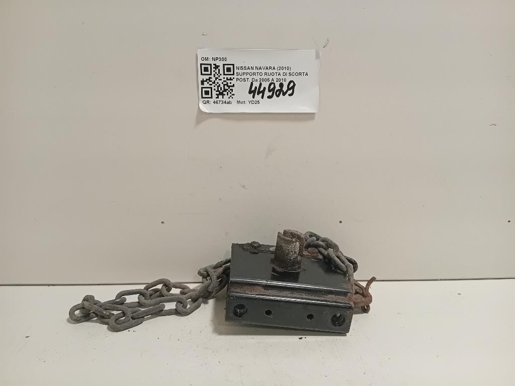 Supporto Ruota DI Scorta POST SUPPORTO RUOTA DI SCORTA POST Nissan Navara 2010