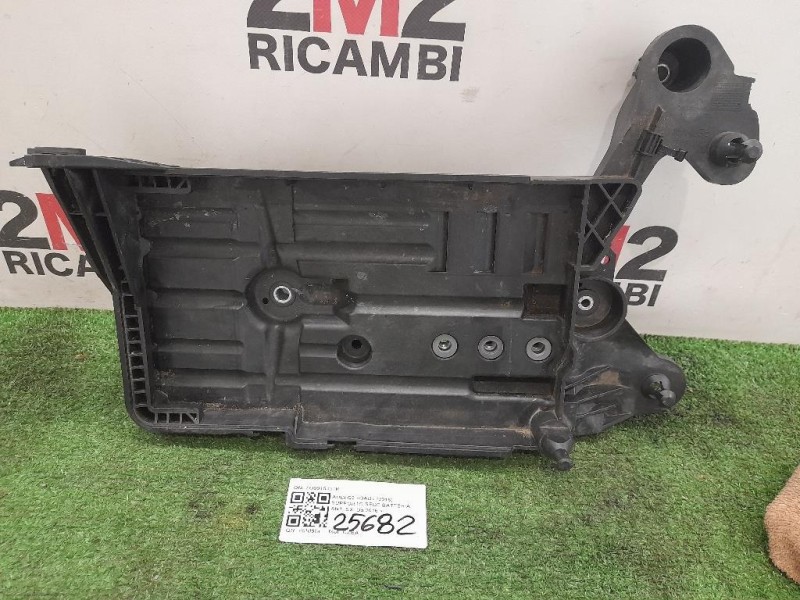 Supporto SEDE Batteria ANT SX 5Q0915331K Audi Q2 GAB 2016
