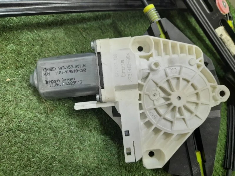 Motorino Alzacristallo Porta ANT DX 8K0959801B Volkswagen Sharan IV 2010