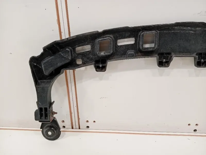 Supporto Spoiler Paraurti ANT 95027304-1 Chevrolet Orlando 2011