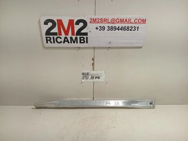 Supporto Spoiler Paraurti ANT SX 8W0 805 645 Audi A4 8K5 Avant 2012