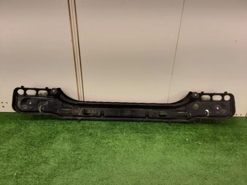 Supporto Spoiler Paraurti POST 51127056343 Bmw Serie 5 E60 Berlina 2004