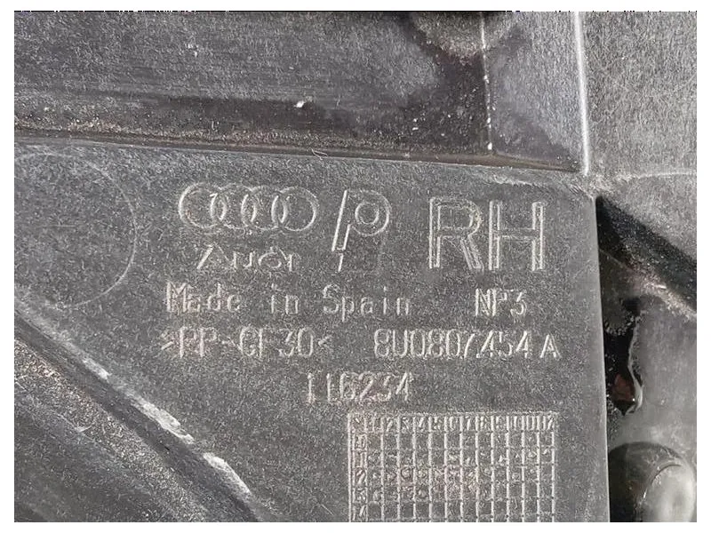 Supporto Spoiler Paraurti POST DX 8U0807454A Audi Q3 8UB 2012