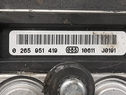 Supporto Spoiler Paraurti POST SX A2058802002 Mercedes Classe C W205 2014