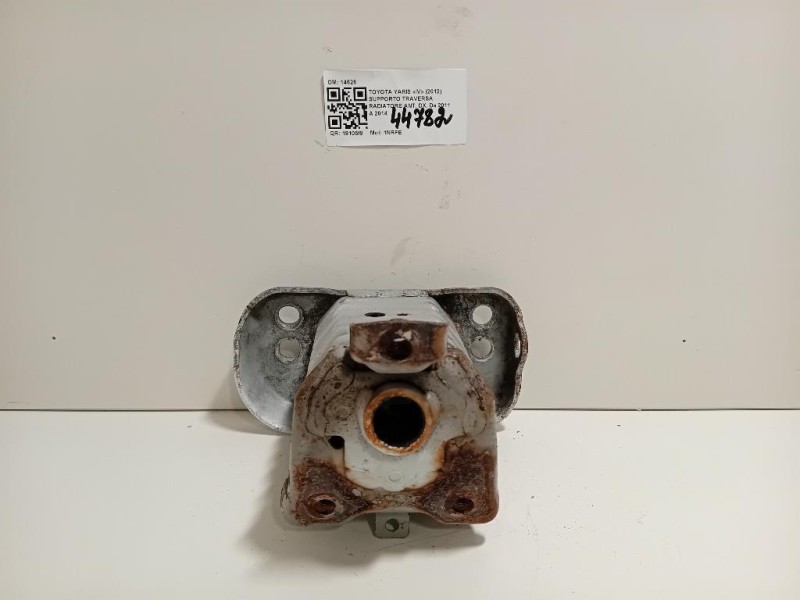 Supporto Traversa Radiatore ANT DX SUPPORTO TRAVERSA RADIATORE ANT DX Toyota Yaris IV 2012