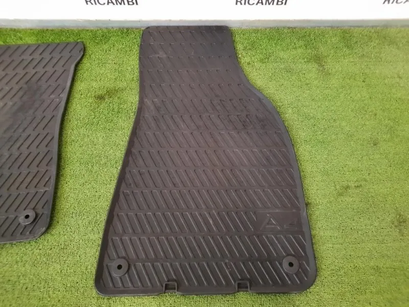 Tappetini Gomma 8E1061501A GOMMA Audi A4 8ED Avant 2005