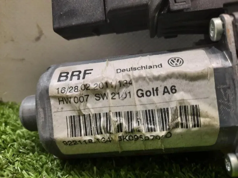 Motorino Alzacristallo Porta POST SX 5K0959703D Volkswagen GOLF VI 2009