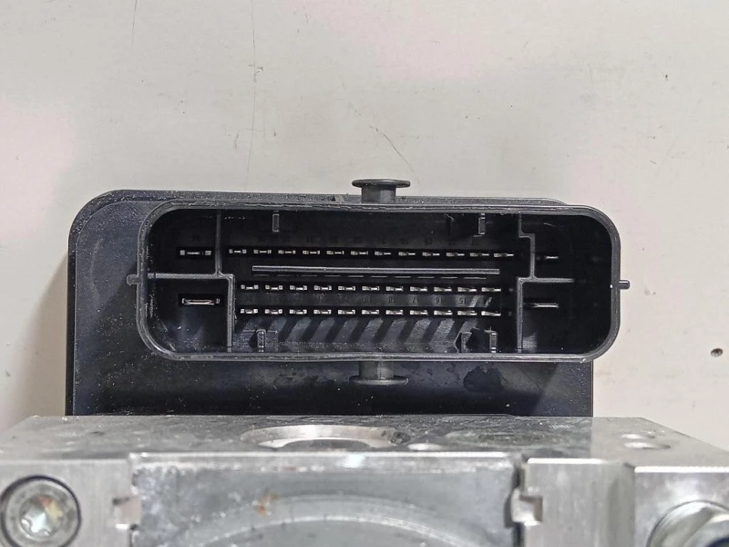 Pompa ABS ANT 062109-71313 Mazda 3 III 2014