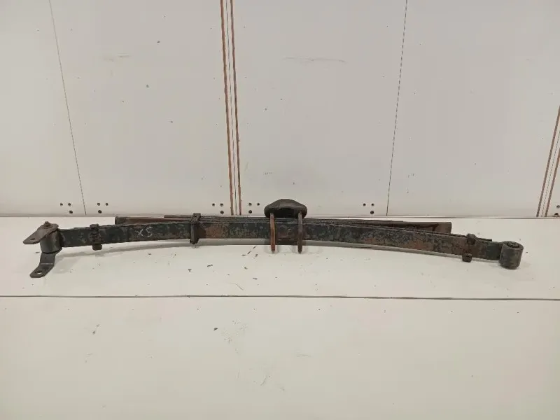 Balestra POST SX BALESTRA POST DX Nissan Navara 2010